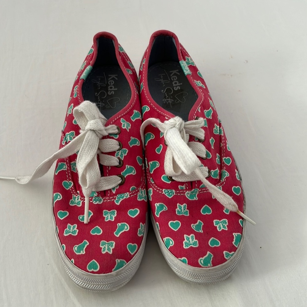 Taylor swift girls keds
